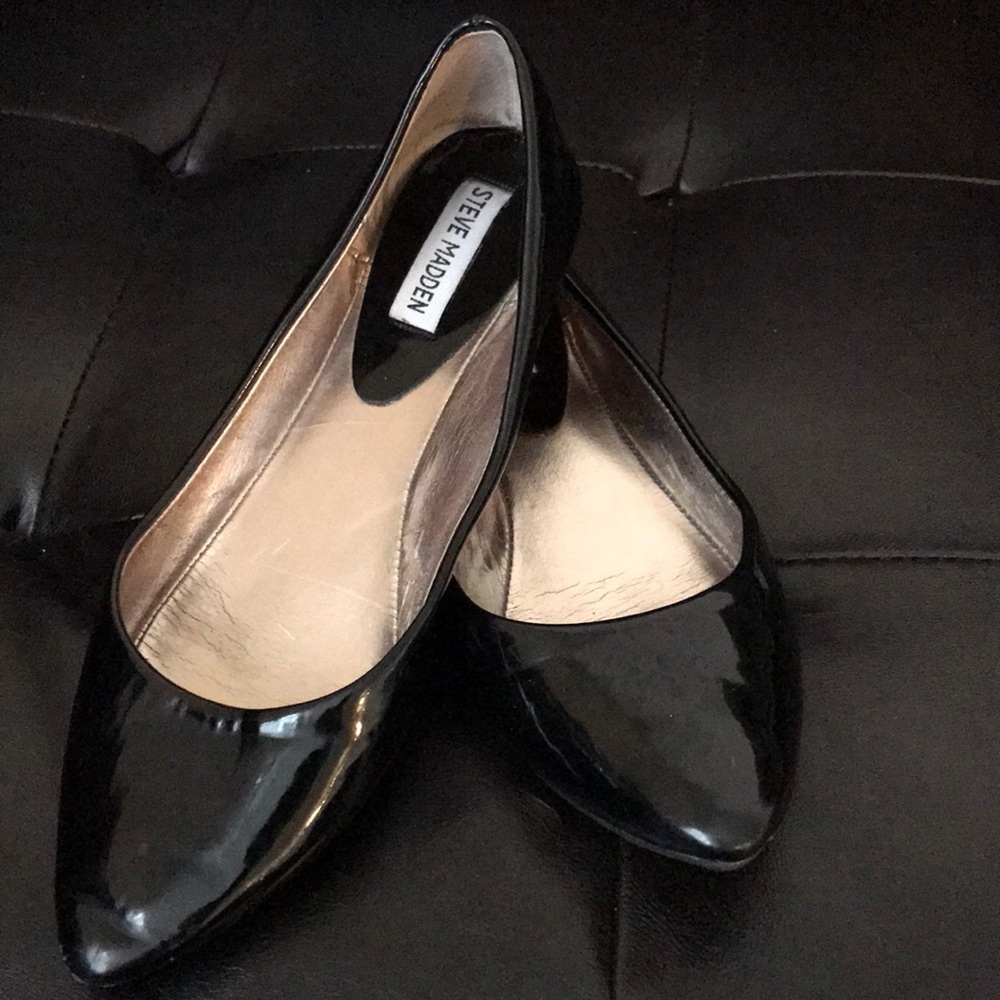 Black Steve Madden flats
